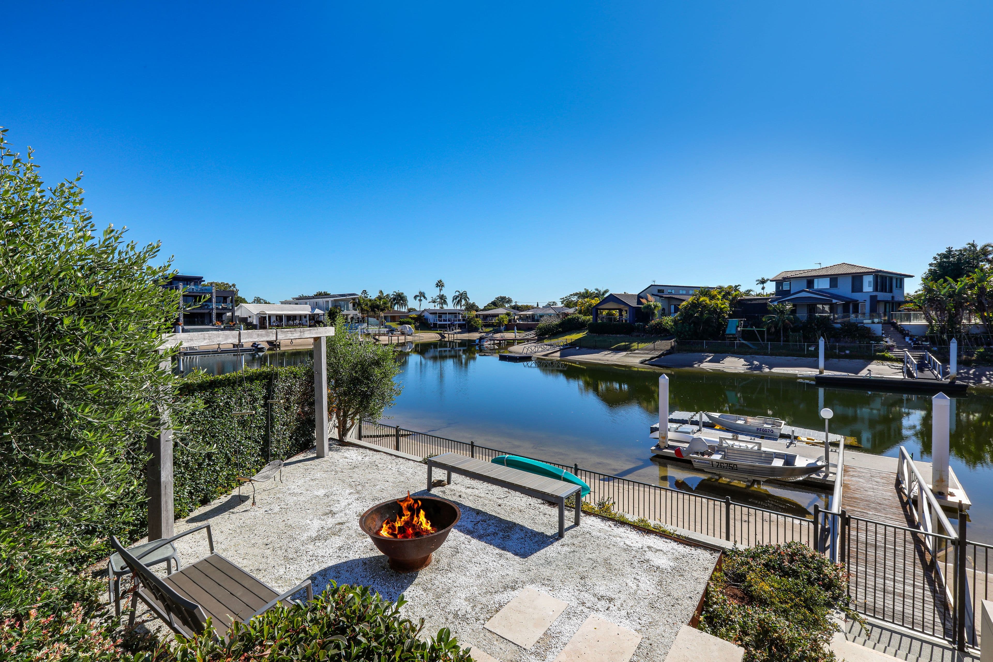 23 Tosti Street, Sorrento QLD 4217, Sorrento - Thumbnail 3