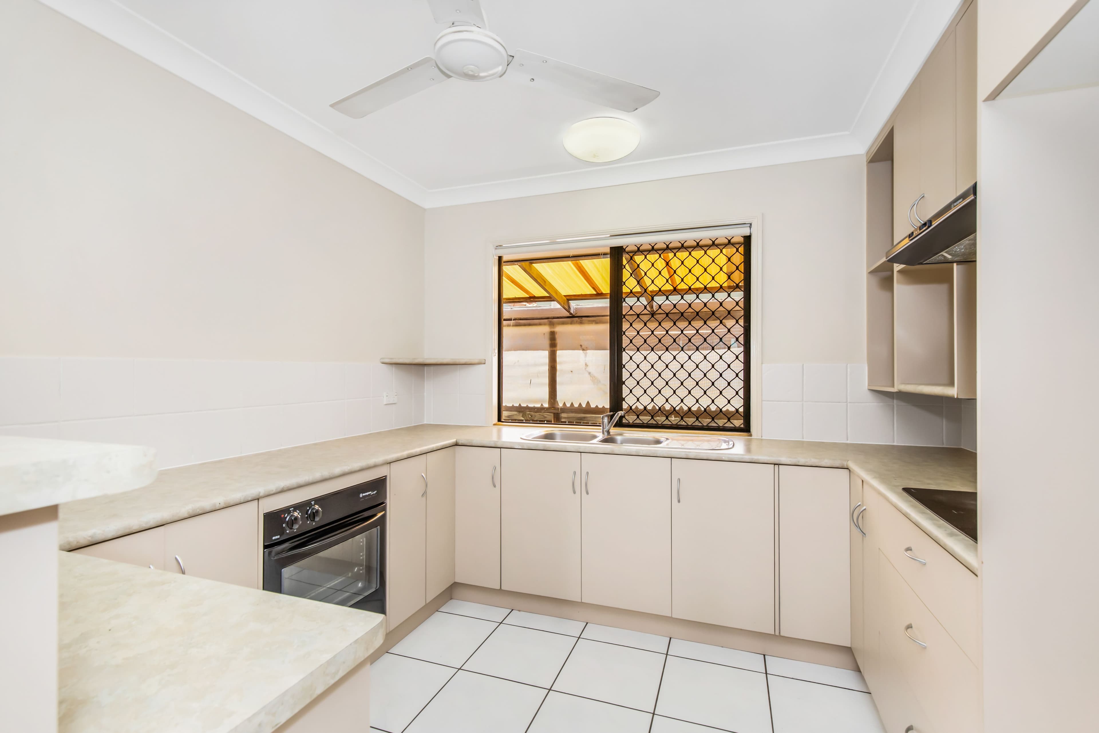16 Barwin Court, Douglas QLD 4814, Douglas - Thumbnail 3