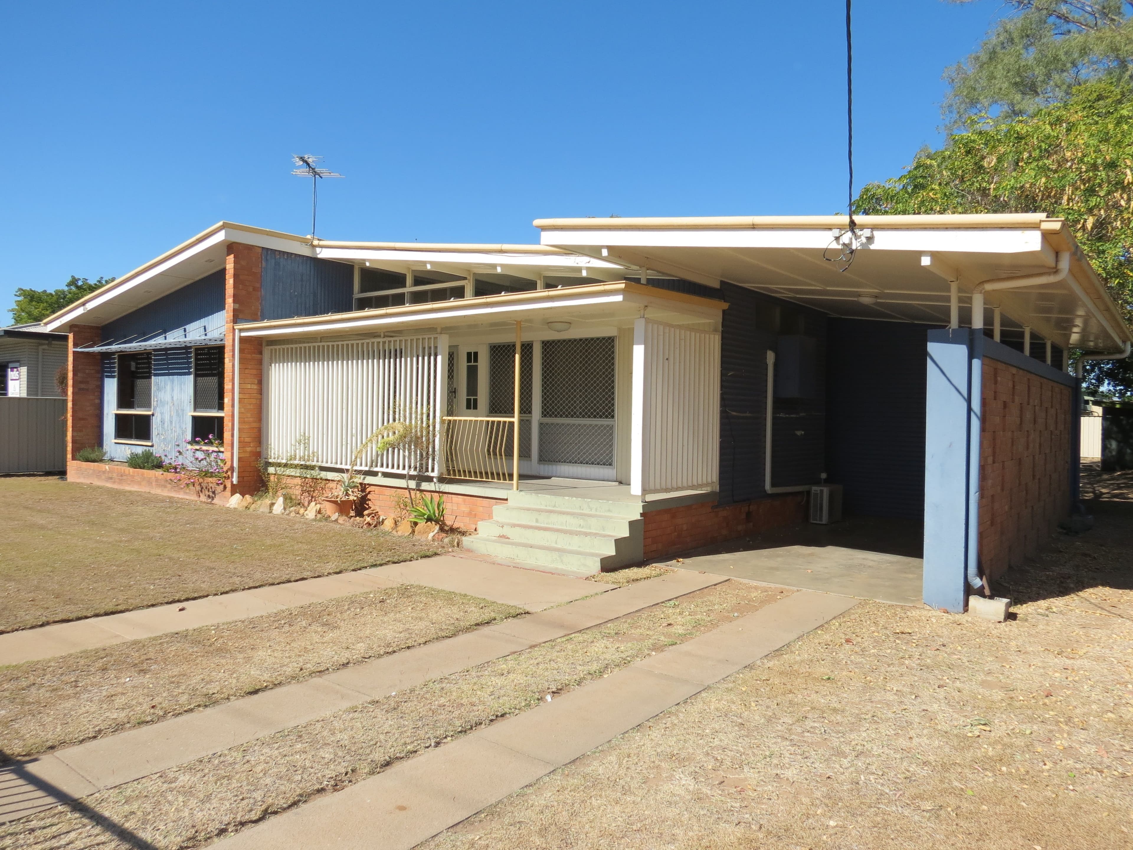 54 Theresa Street, Emerald QLD 4720, Emerald - Image 1