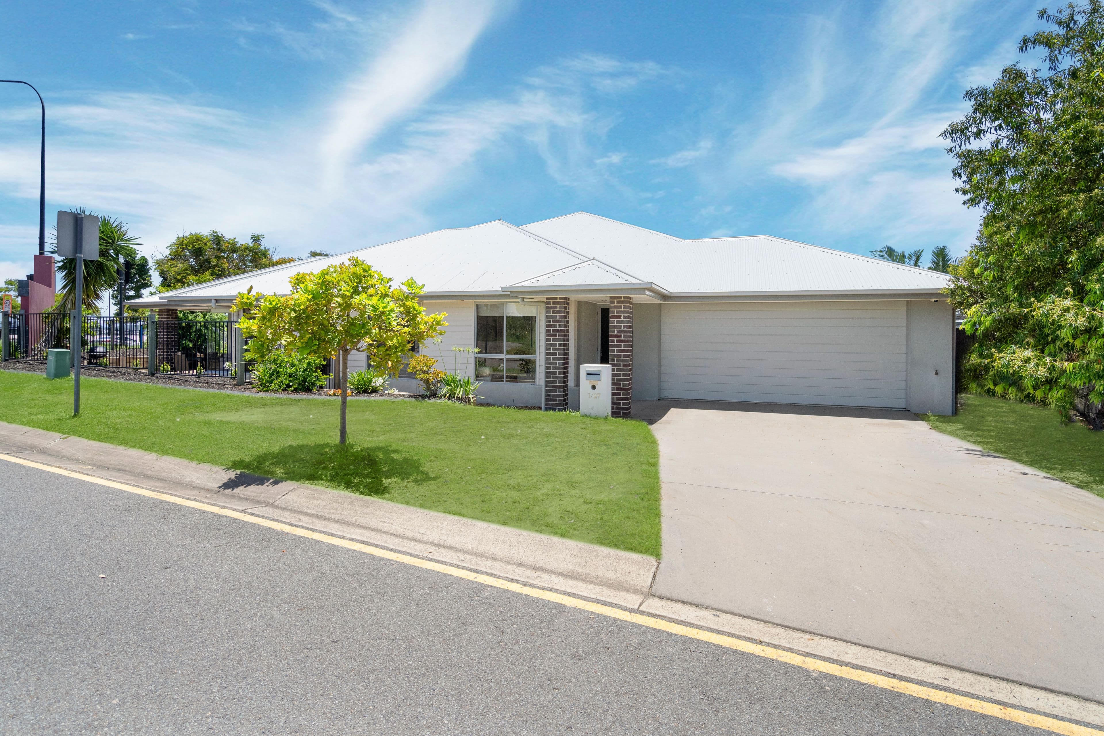 27 Hookes Terrace, Springfield Lakes QLD 4300, Springfield Lakes - Image 1