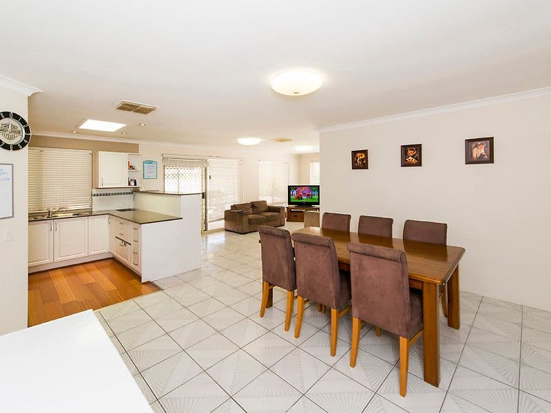 6 Exmouth Place, Thornlie WA 6108, Thornlie - Image 1