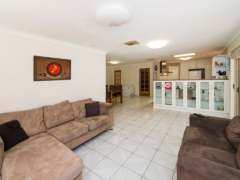 6 Exmouth Place, Thornlie WA 6108, Thornlie - Thumbnail 6