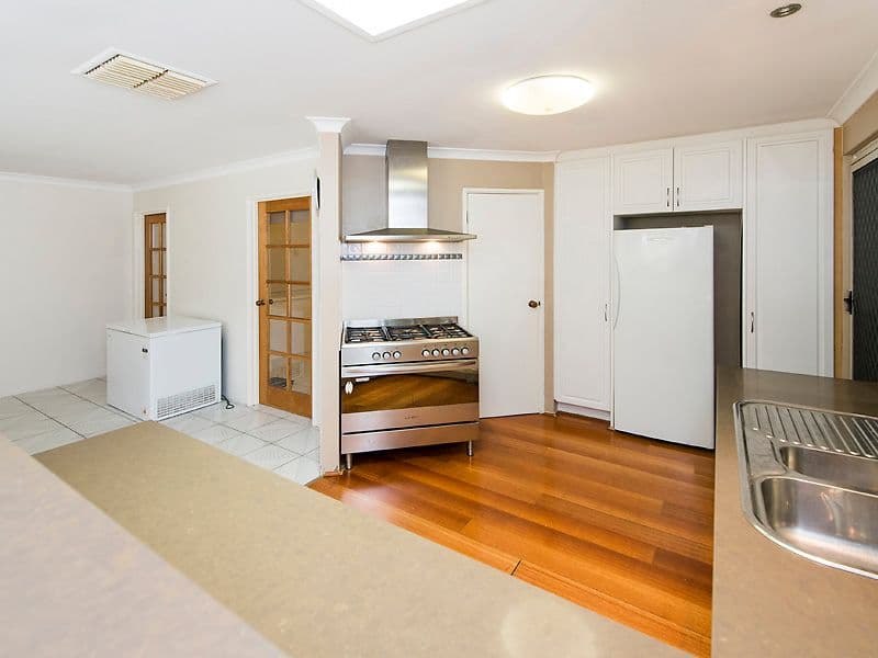 6 Exmouth Place, Thornlie WA 6108, Thornlie - Thumbnail 8