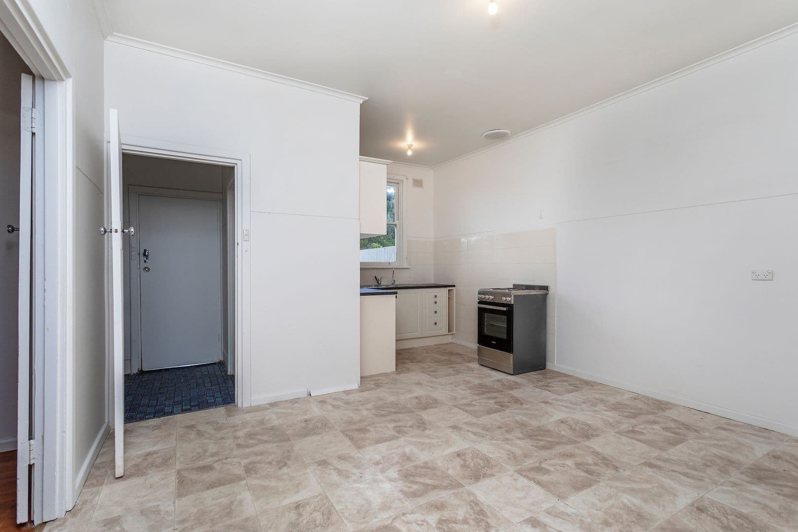 5 Ibsley Court, Salisbury North SA 5108, Salisbury North - Thumbnail 5