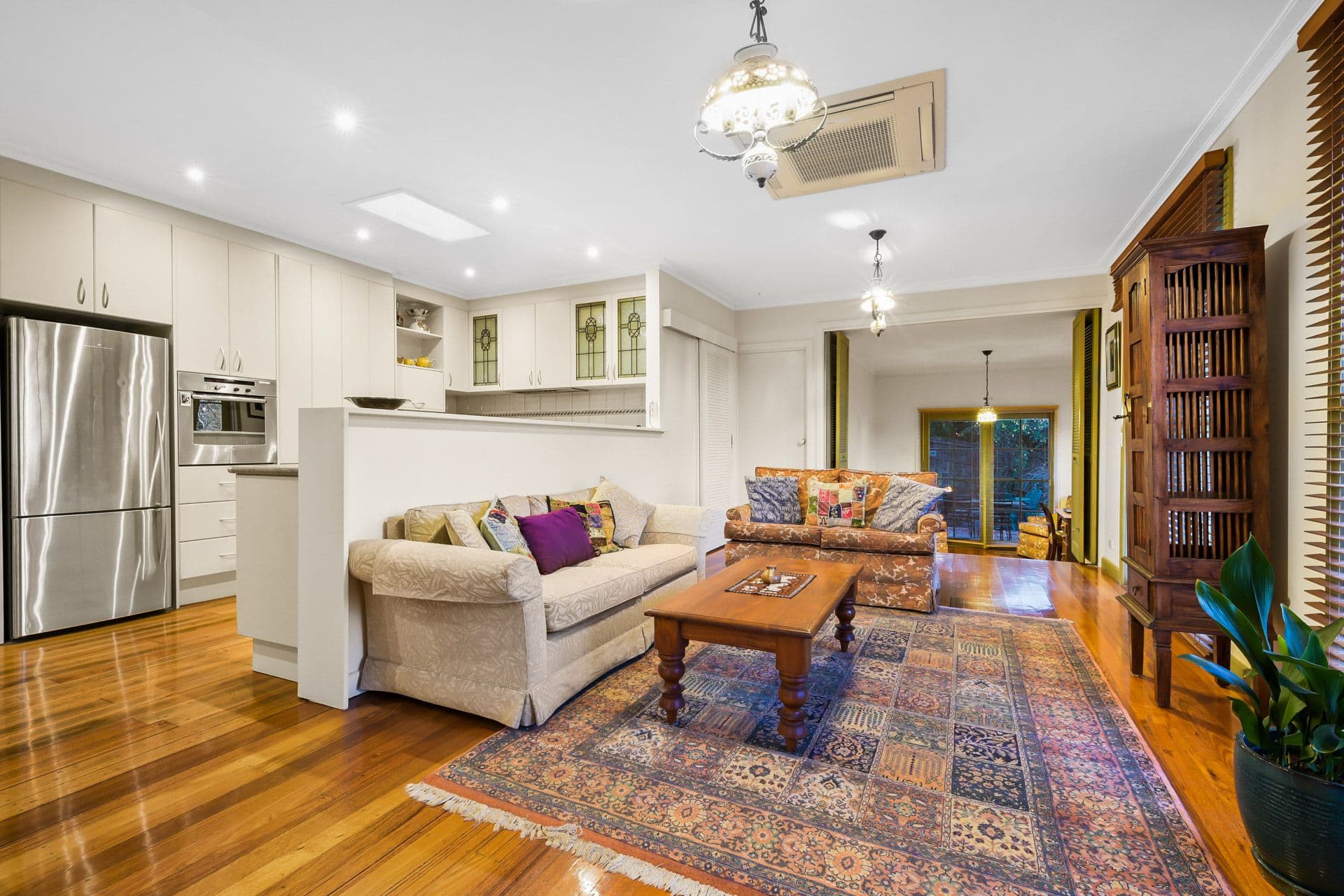 9 Thompson Street, Glen Waverley VIC 3150, Glen Waverley - Thumbnail 7