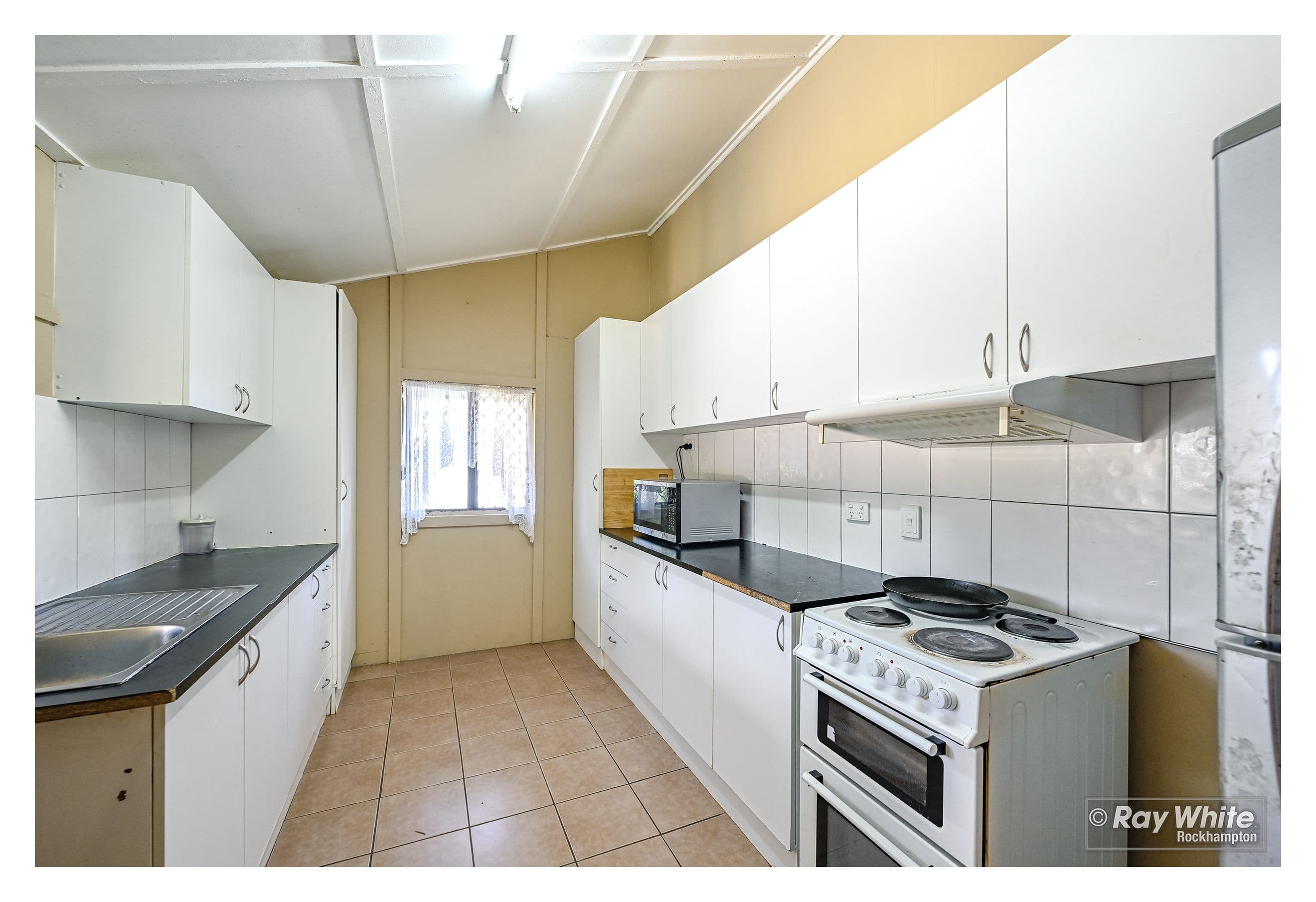 126 Rodboro Street, Berserker QLD 4701, Berserker - Thumbnail 5