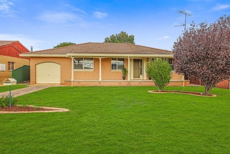 16 Kurrawan Street, Tamworth NSW 2340, South Tamworth - Thumbnail 2