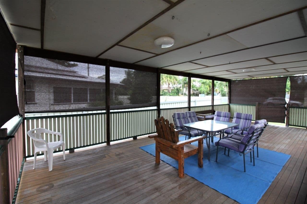15 Elizabeth Street, CHARTERS TOWERS CITY QLD 4820, Charters Towers City - Thumbnail 2