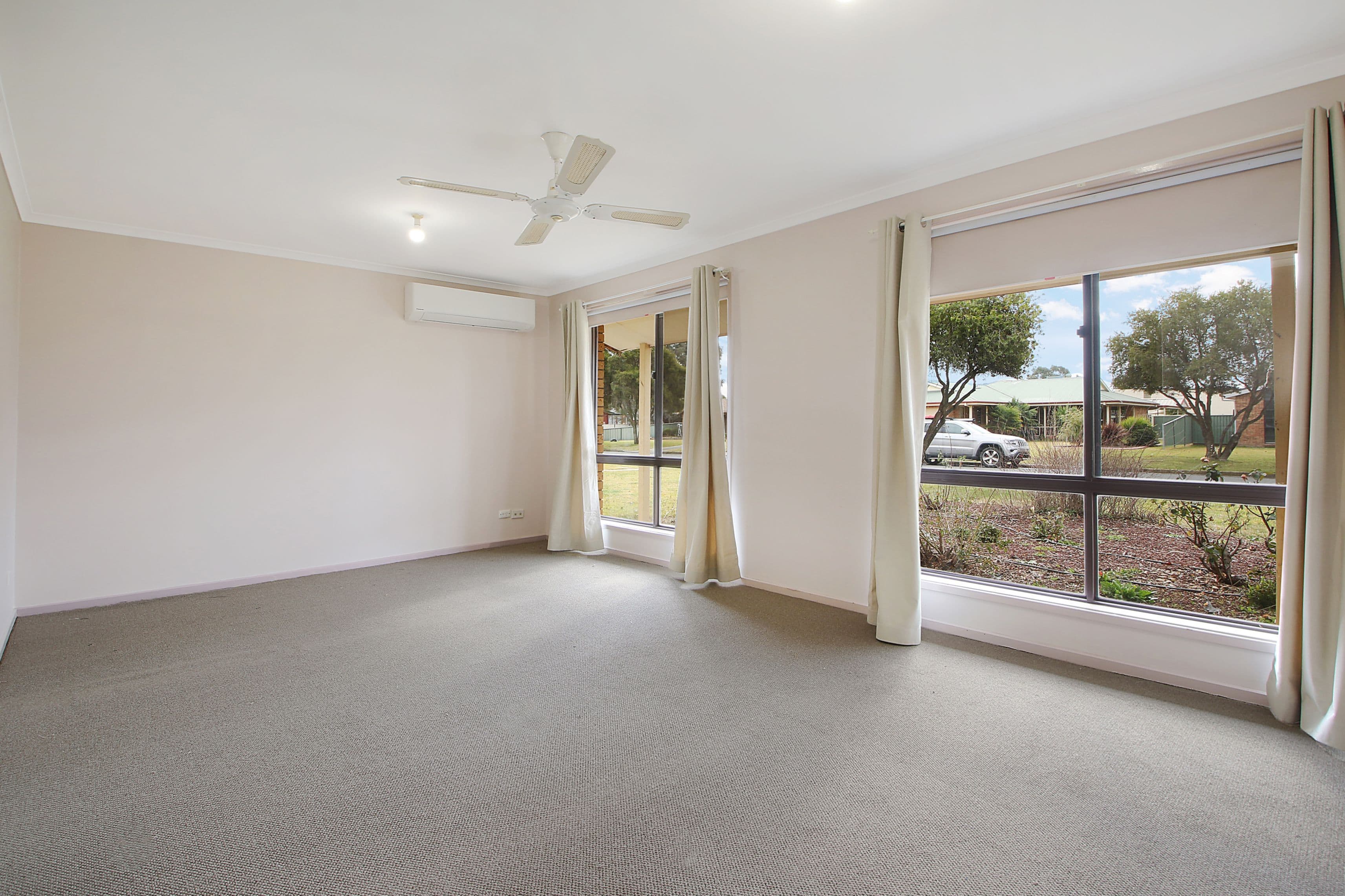 16 Murdoch Place, Holbrook NSW 2644, Holbrook - Thumbnail 2