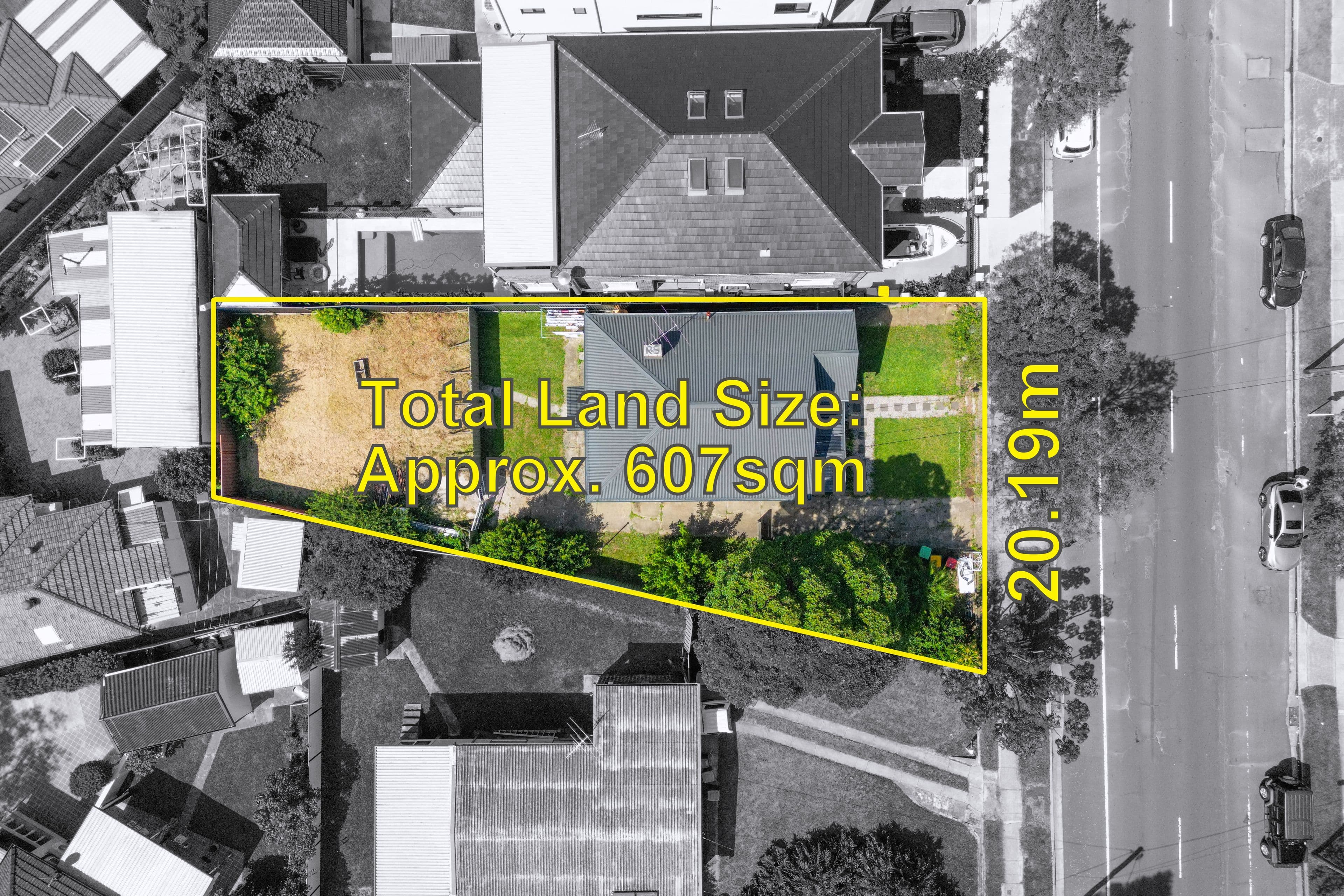 215 Noble Avenue, Greenacre NSW 2190, Greenacre - Image 1