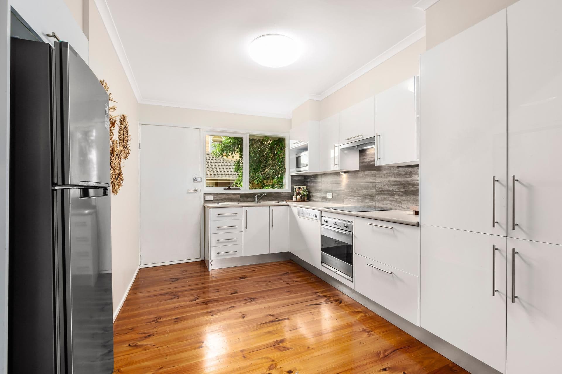 50 Warwick Road, Greensborough VIC 3088, Greensborough - Thumbnail 2