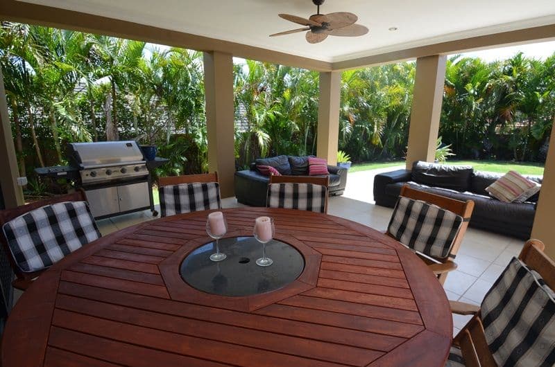 1 Parnham Court, ARUNDEL QLD 4214, Arundel - Thumbnail 4