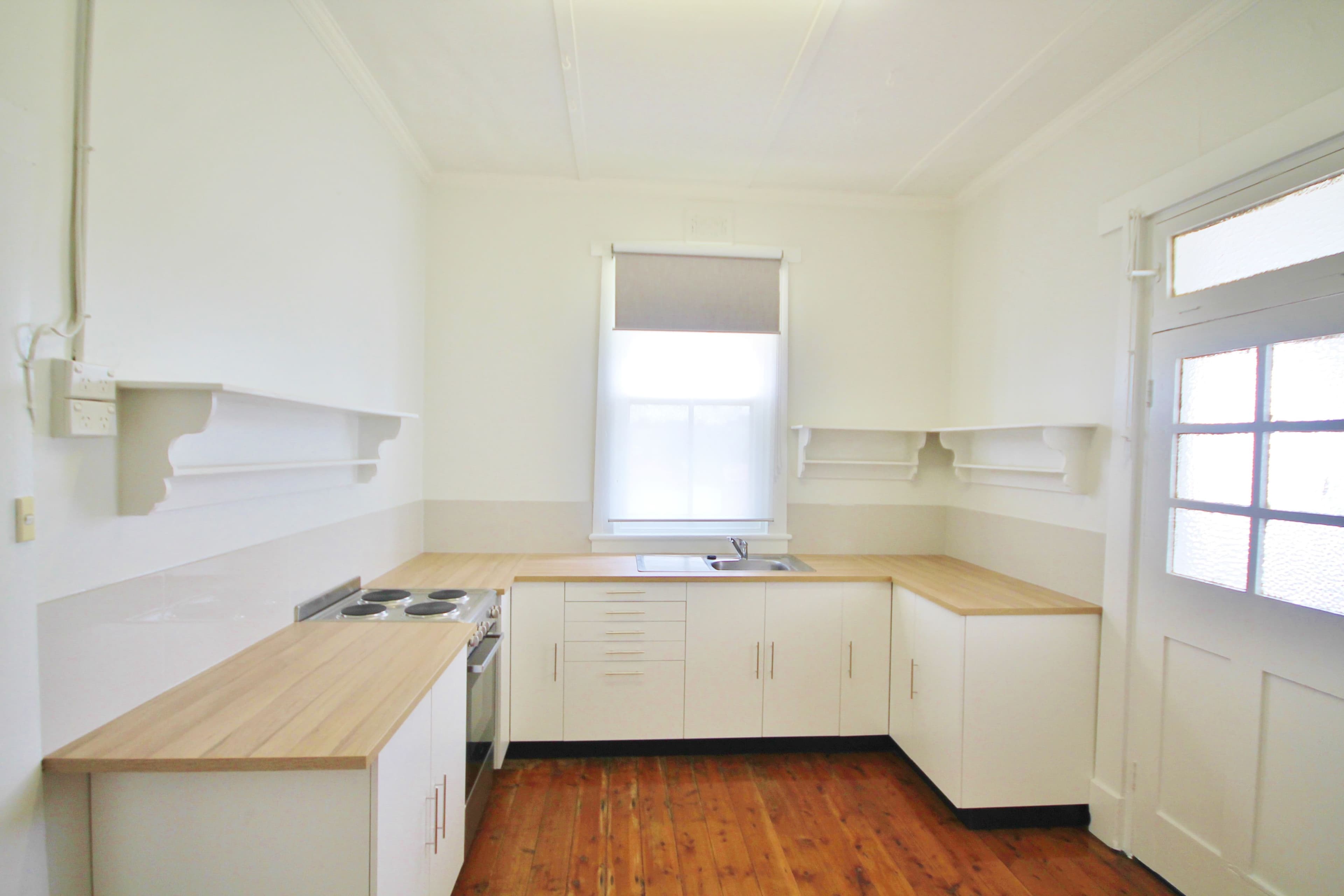 61 Currawong Street, Young - Thumbnail 4