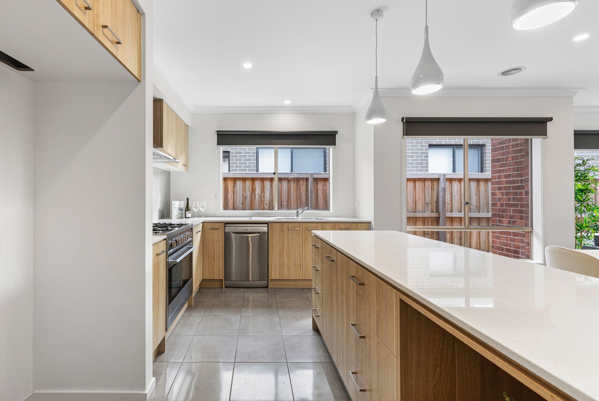73 Indura Drive, Werribee VIC 3030, Werribee - Thumbnail 3