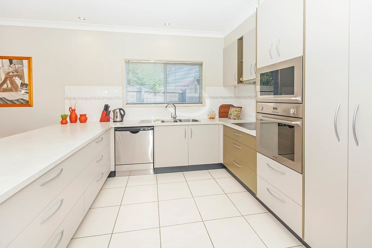5 Fort Close, SPRINGFIELD LAKES QLD 4300, Springfield Lakes - Thumbnail 4