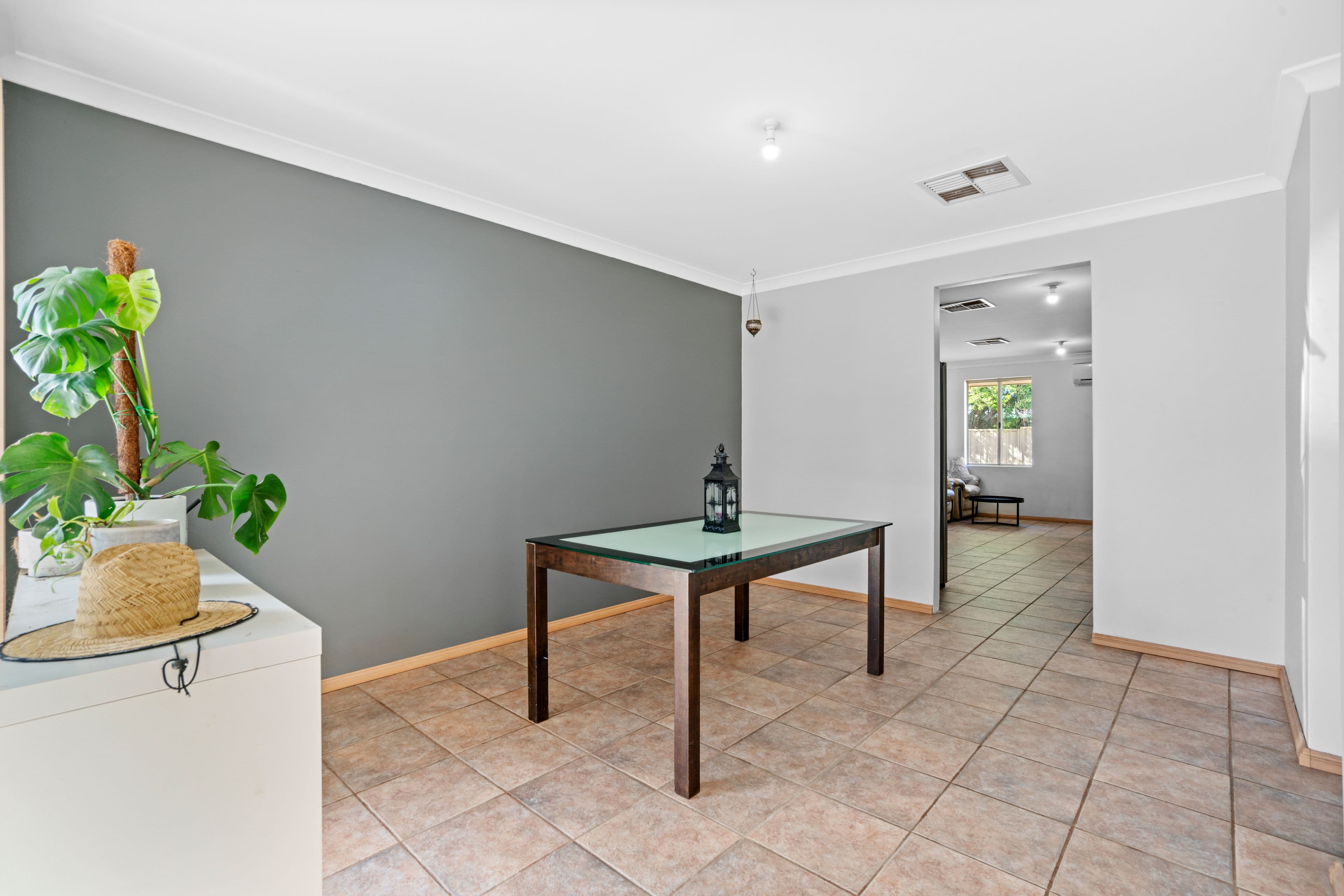 35 Reveley Close, Seville Grove WA 6112, Seville Grove - Thumbnail 3