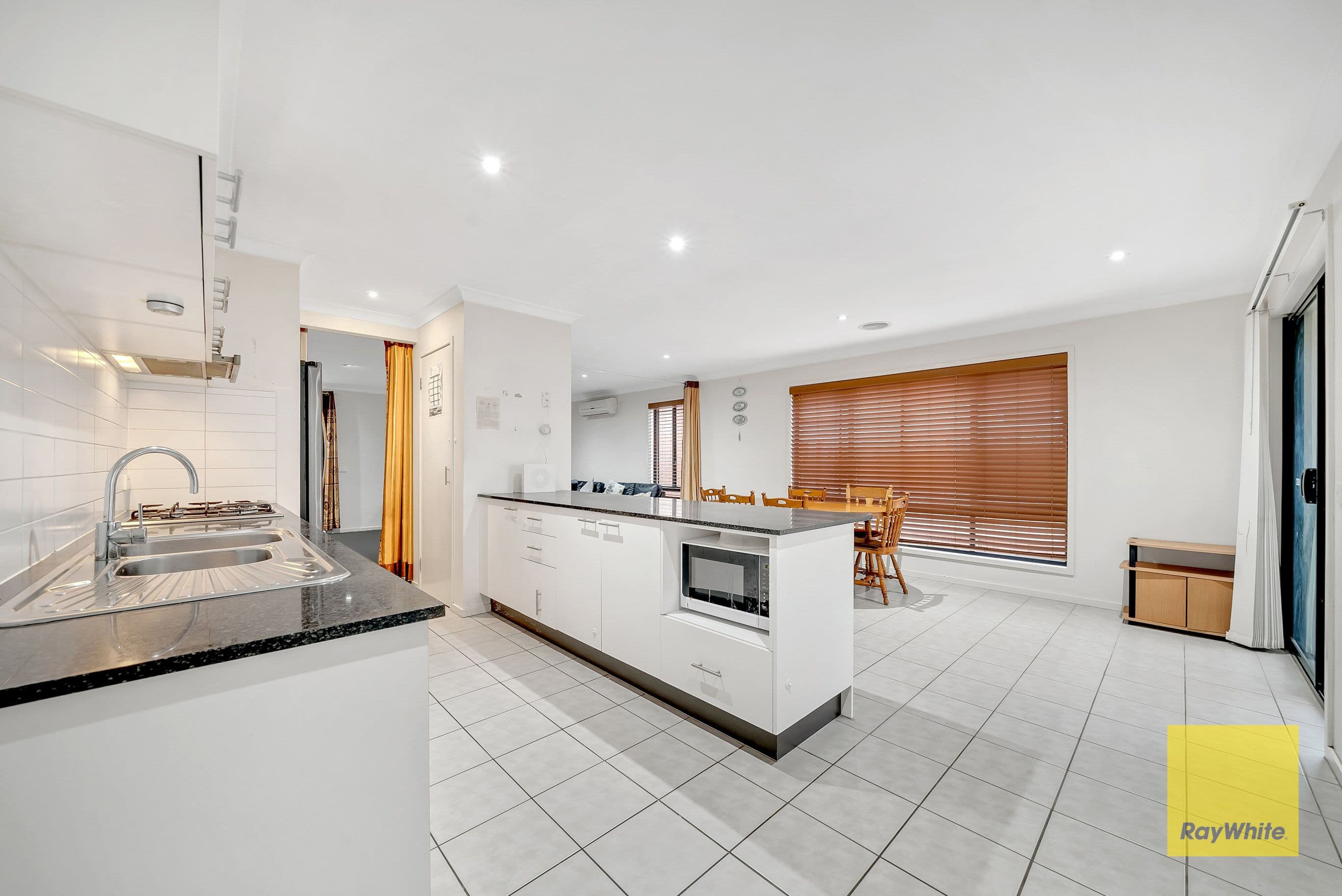 6 SINCLAIR Crescent, Tarneit VIC 3029, Tarneit - Thumbnail 8