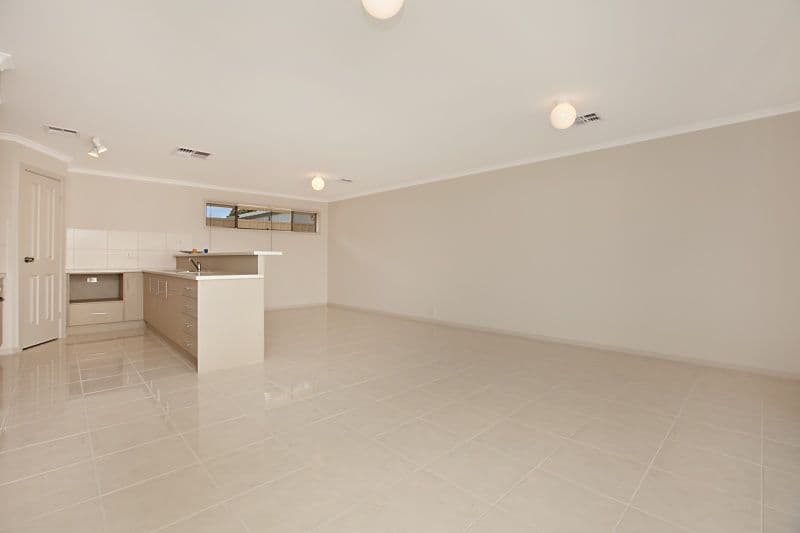 36 Brendan Street, CHRISTIE DOWNS SA 5164, Christie Downs - Thumbnail 3