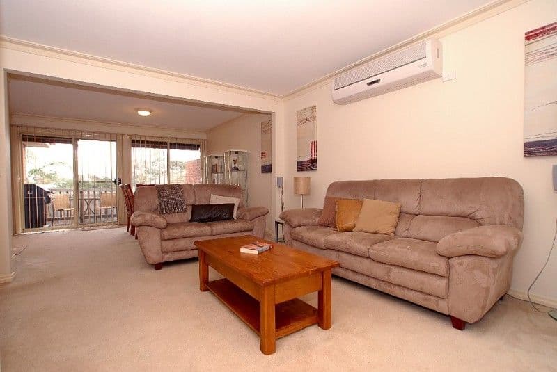 17 Lakeview Avenue, ROWVILLE VIC 3178, Rowville - Thumbnail 2