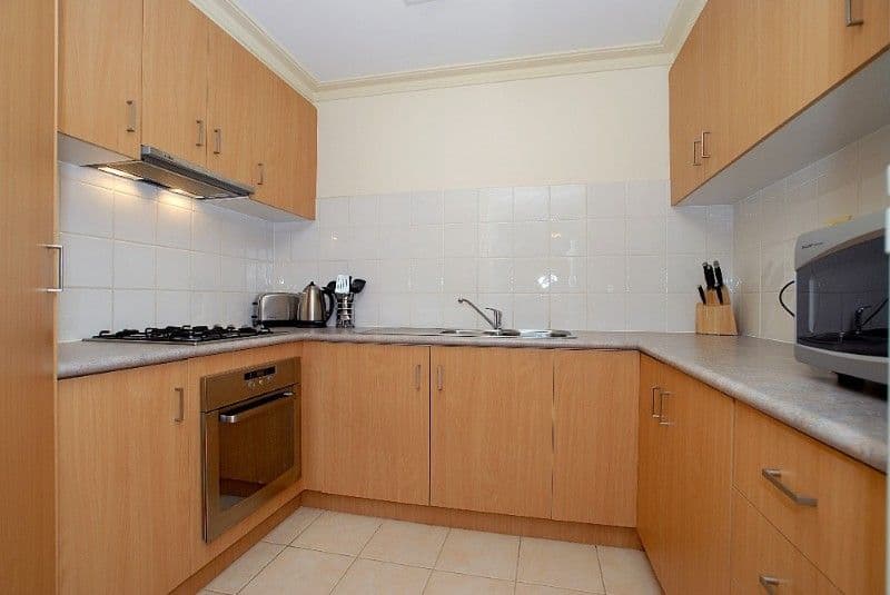 17 Lakeview Avenue, ROWVILLE VIC 3178, Rowville - Thumbnail 4