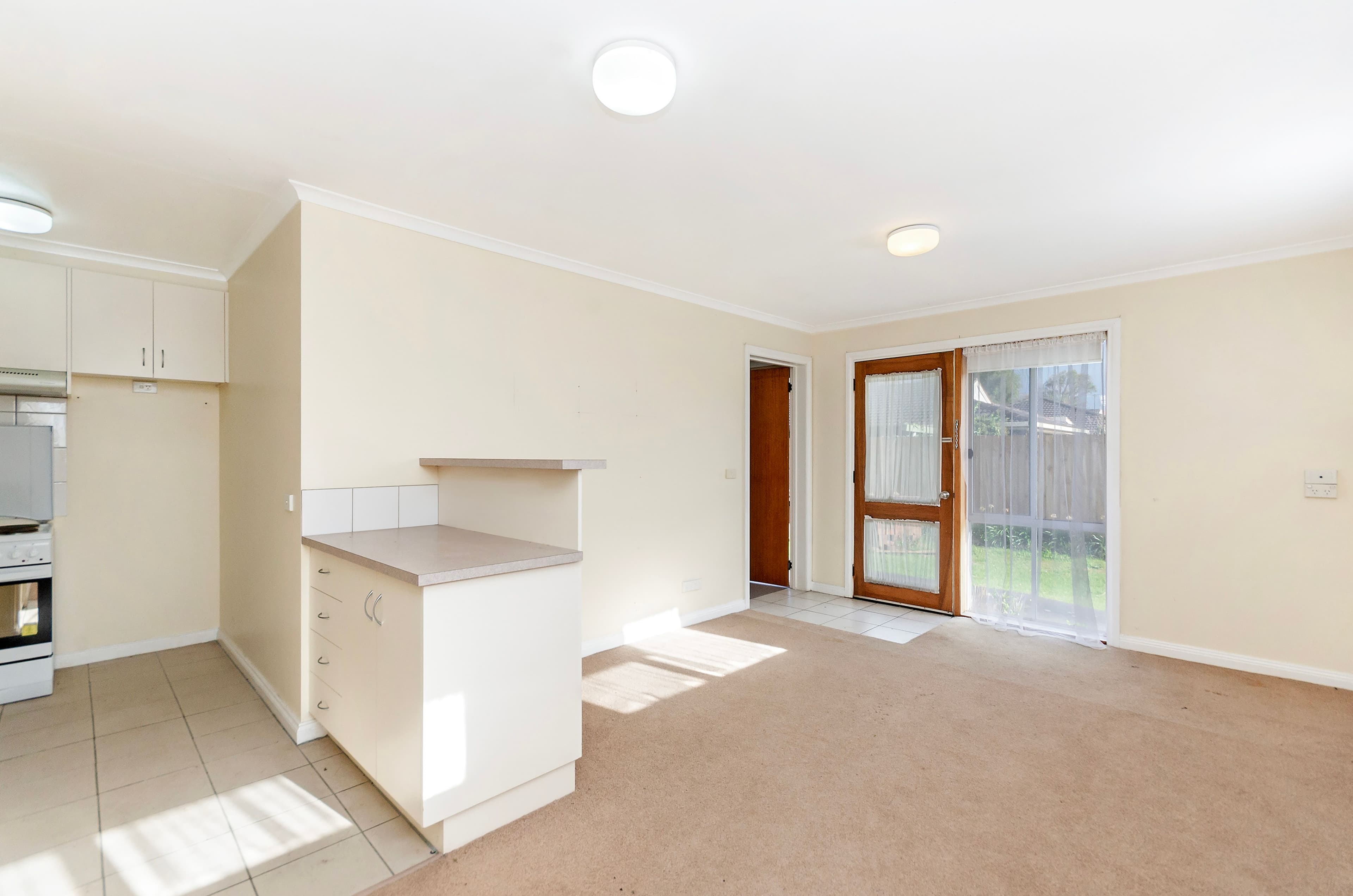 65 Simpson Street, Warrnambool VIC 3280, Warrnambool - Thumbnail 5