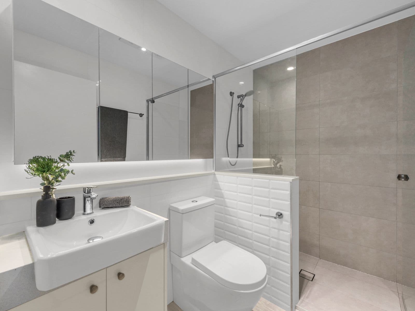 45 Shakespeare Street, Coorparoo QLD 4151, Coorparoo - Thumbnail 7