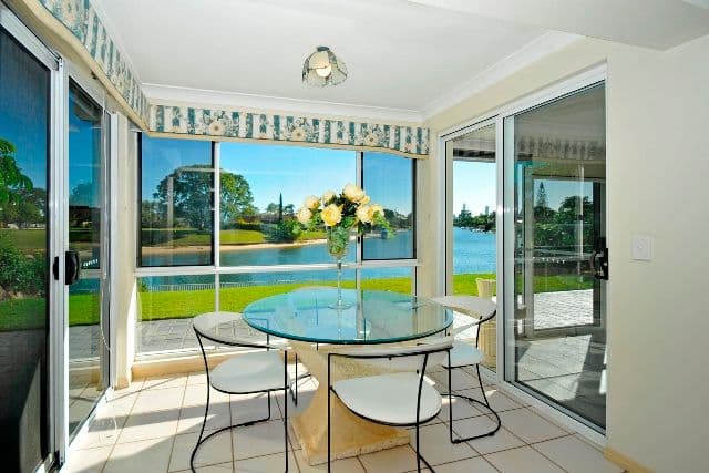 24 Cocos Crescent, BROADBEACH WATERS QLD 4218, Broadbeach Waters - Thumbnail 3