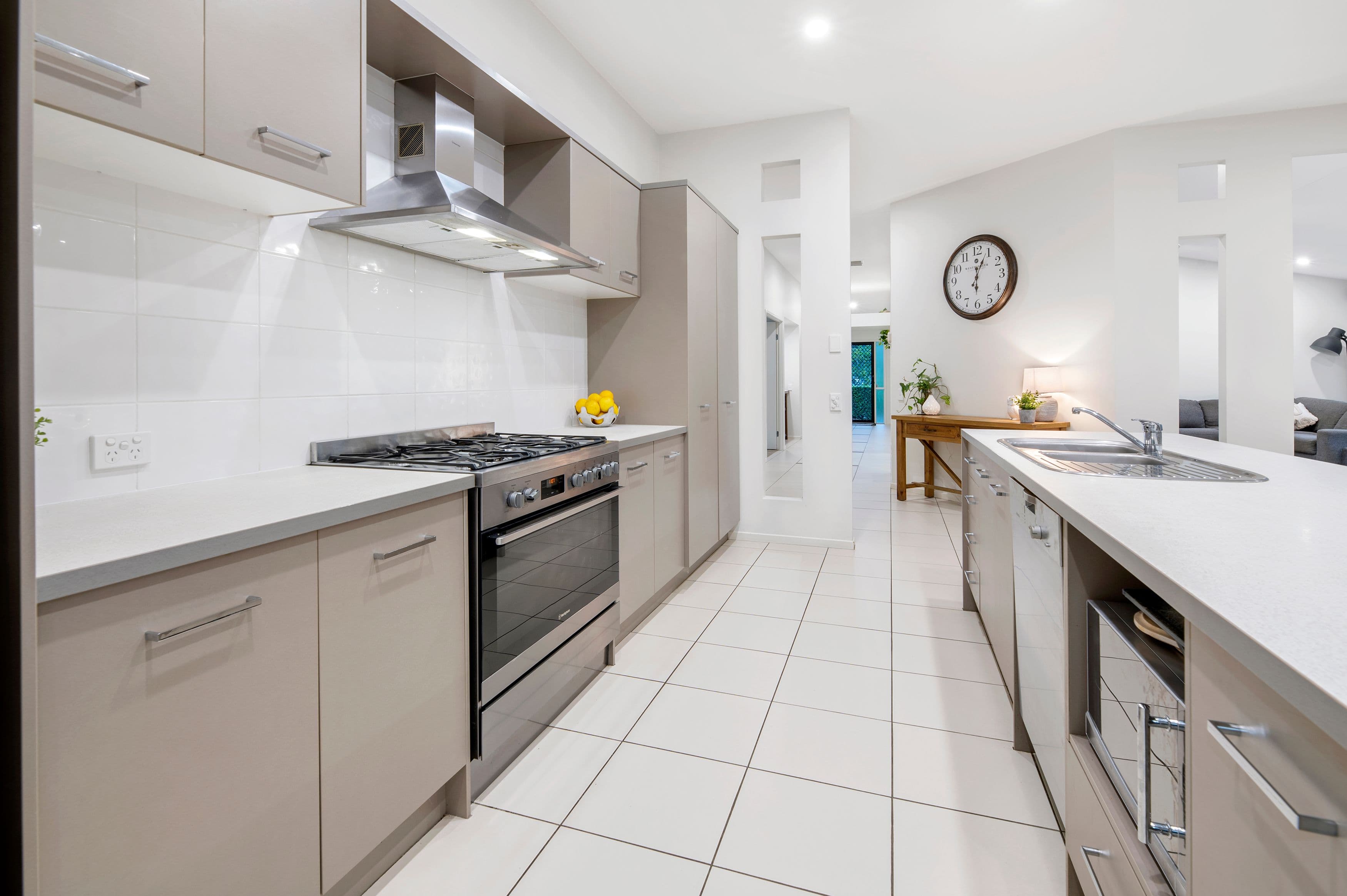 9 Jagera Drive, Upper Coomera QLD 4209, Upper Coomera - Thumbnail 6