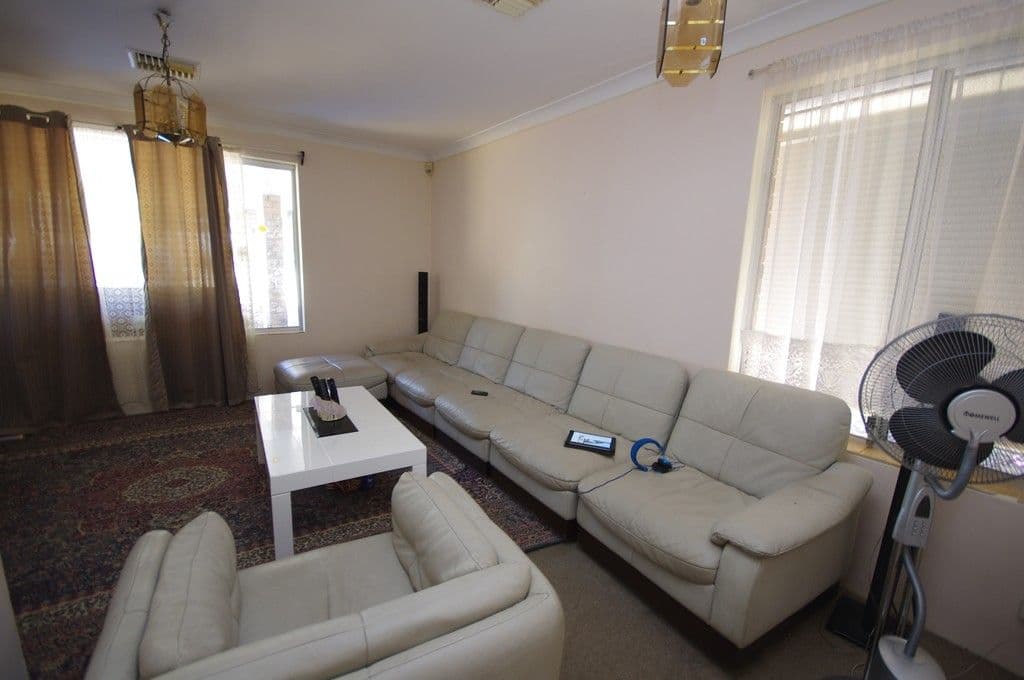 20 Pendula Gardens, Mirrabooka WA 6061, Mirrabooka - Thumbnail 2