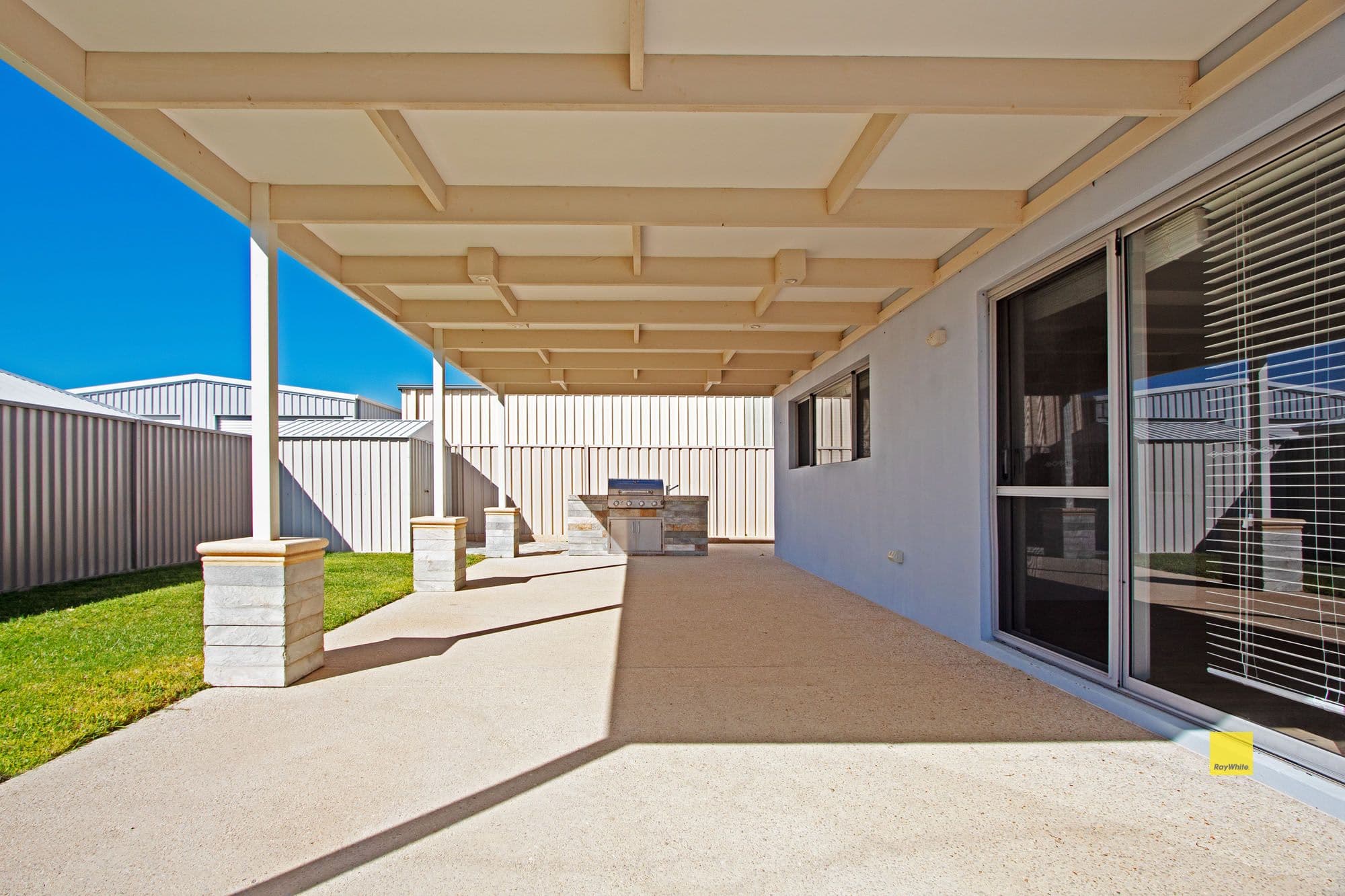11 Hamelin Avenue, Jurien Bay WA 6516, Jurien Bay - Thumbnail 2
