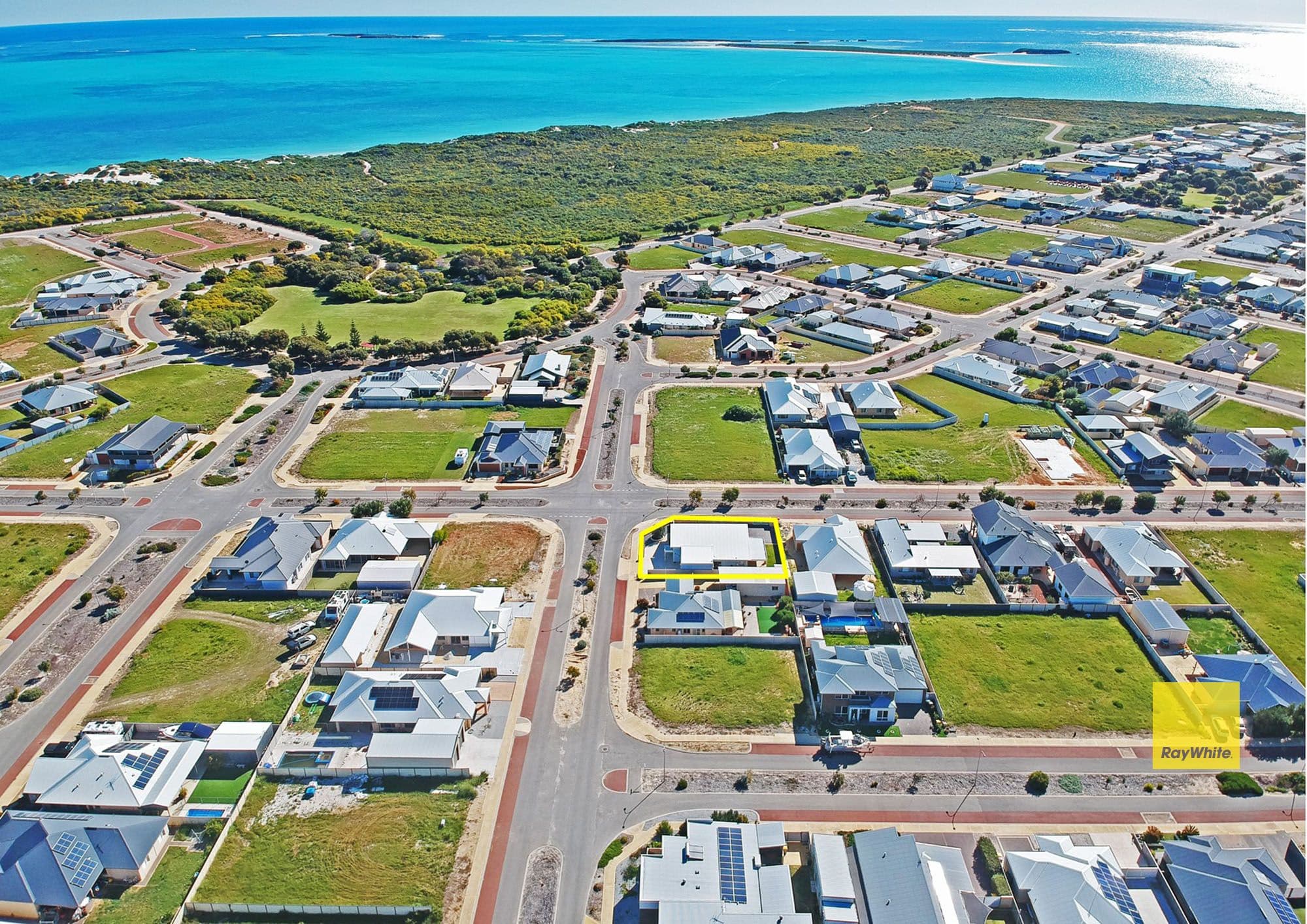 11 Hamelin Avenue, Jurien Bay WA 6516, Jurien Bay - Thumbnail 4