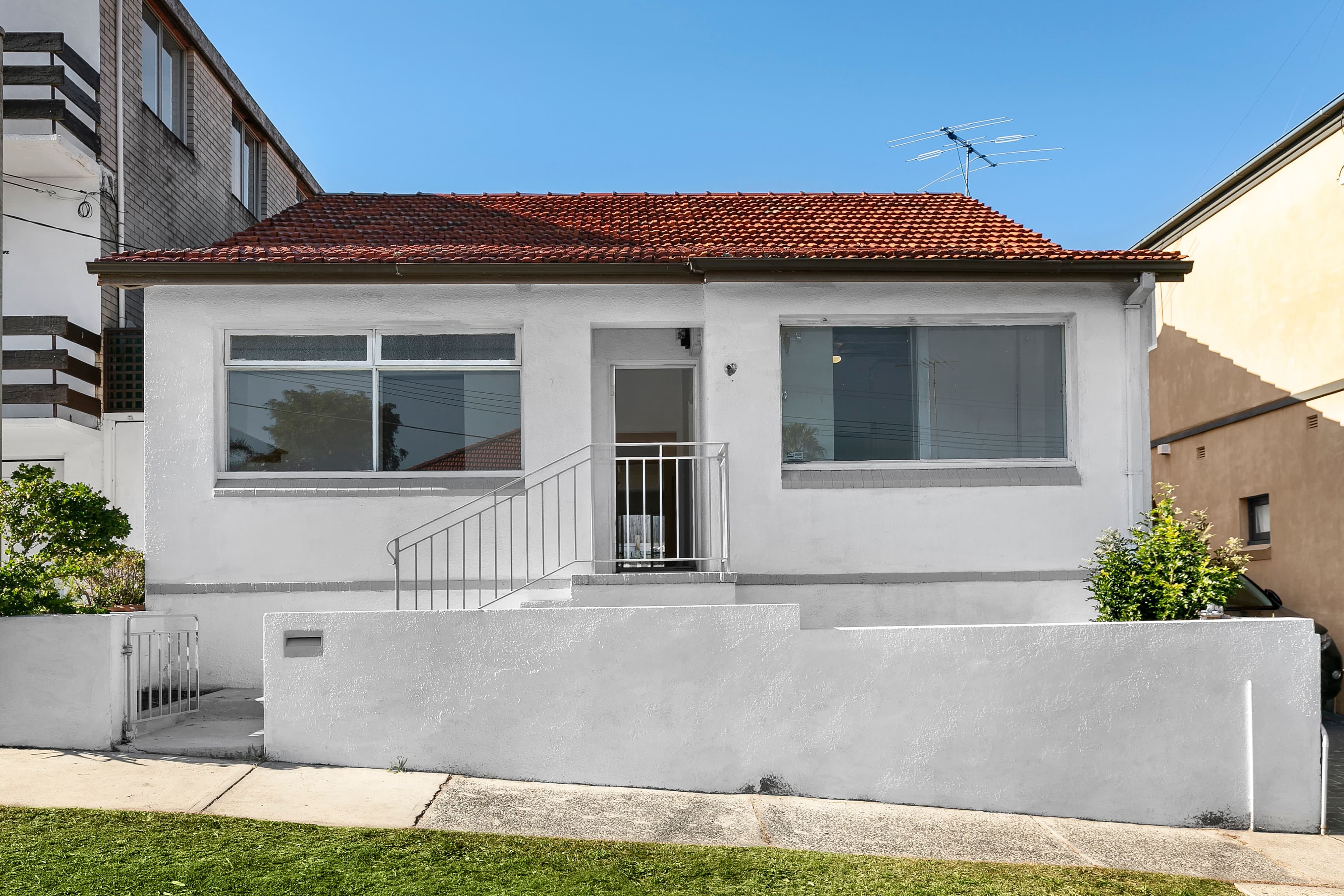 17 Keith Street, Clovelly - Image 1