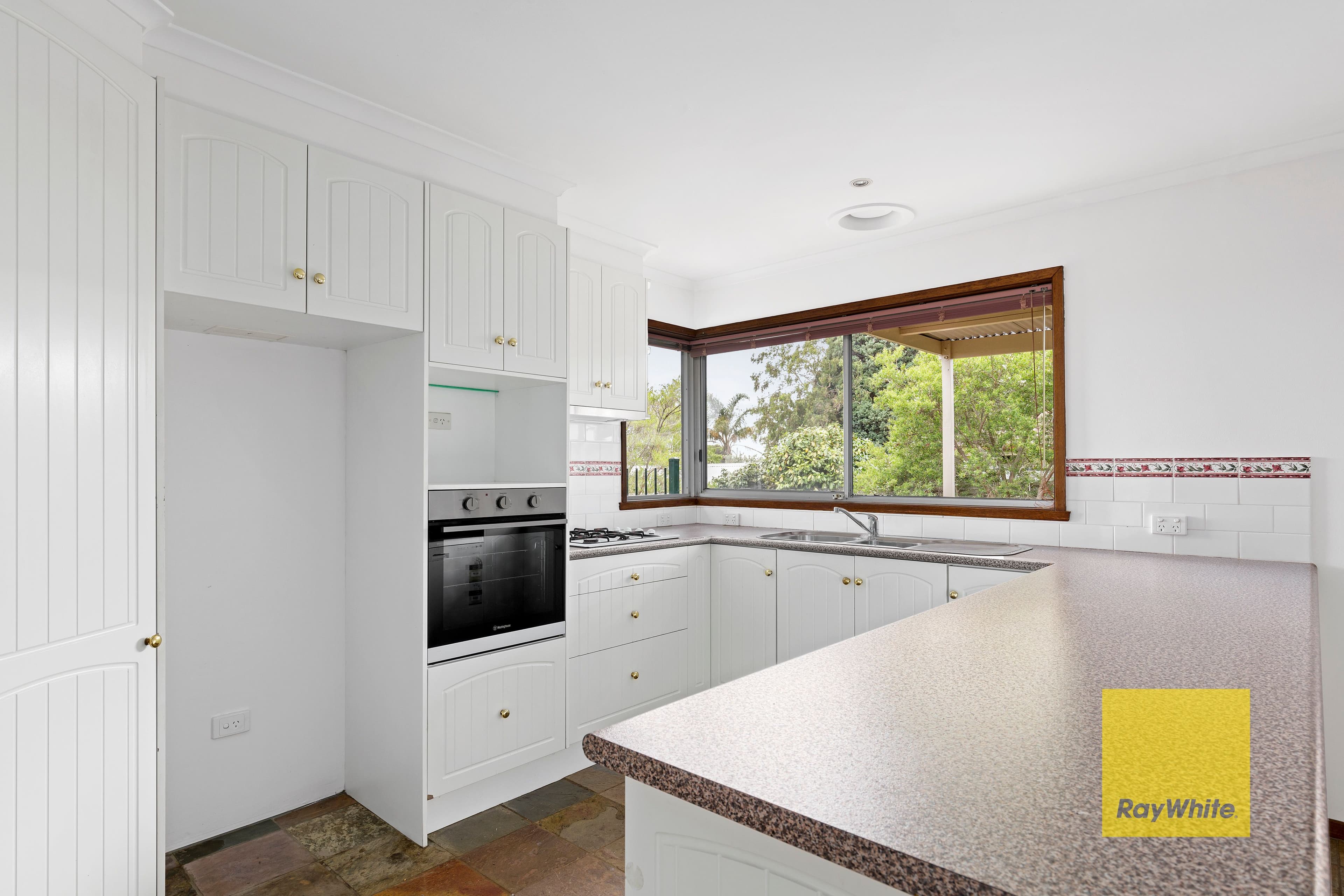 10 Allambie Street, Leopold VIC 3224, Leopold - Thumbnail 7
