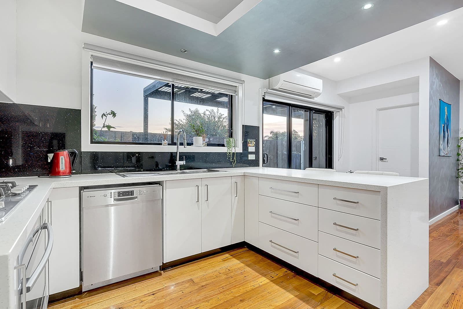 52A Ashleigh Crescent, Meadow Heights VIC 3048, Meadow Heights - Thumbnail 6