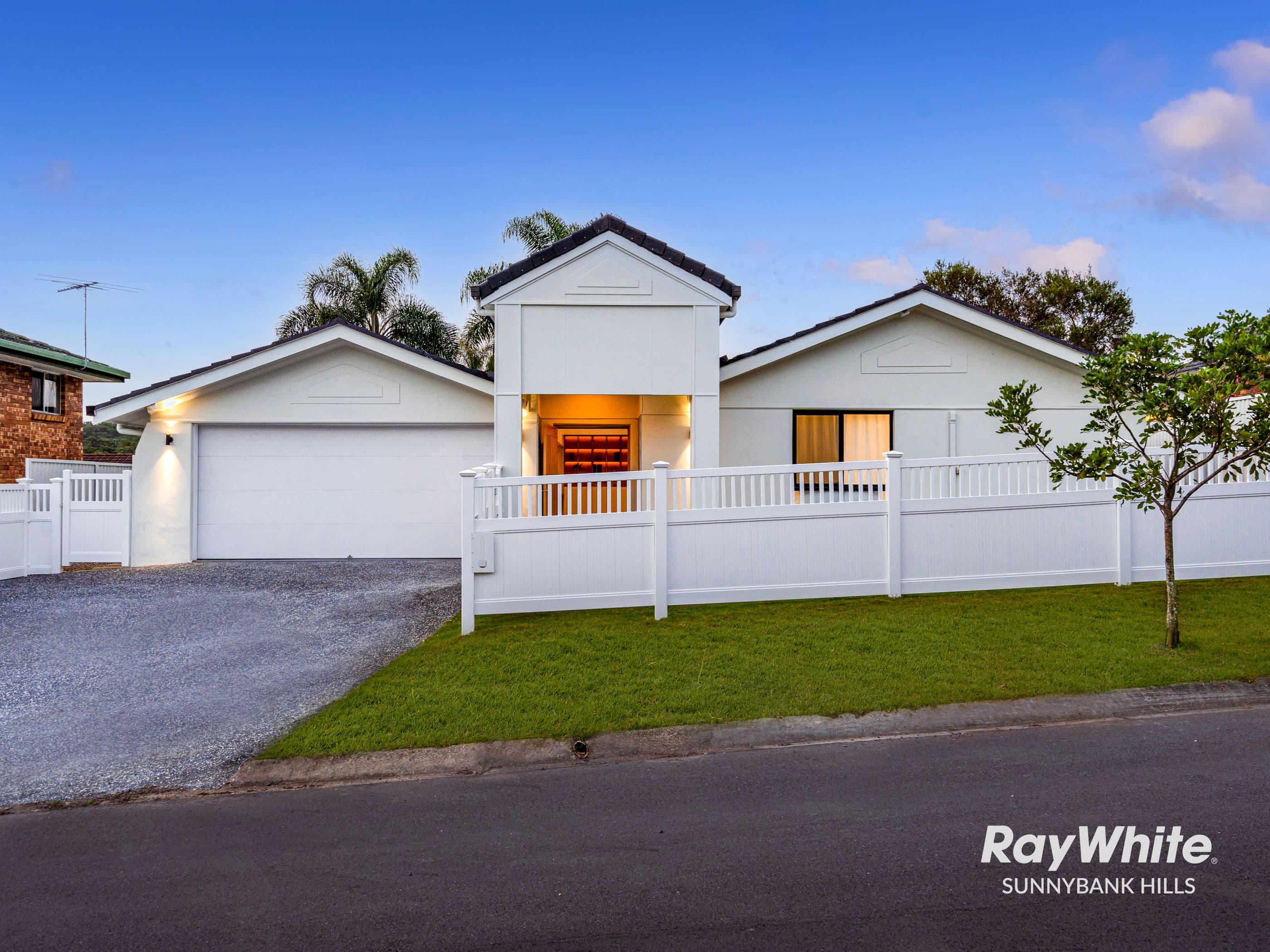 18 Gartford Street, Robertson QLD 4109, Robertson - Thumbnail 2
