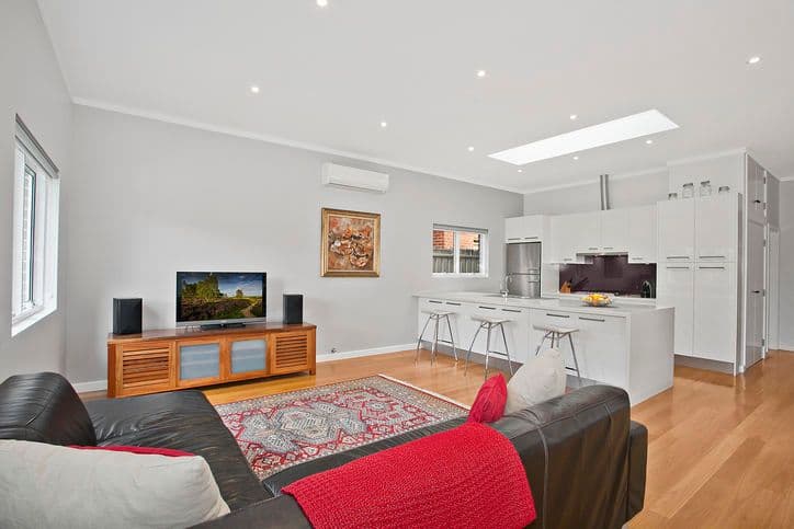 8 Edinburgh Road (Quiet End), WILLOUGHBY NSW 2068, Willoughby - Thumbnail 3