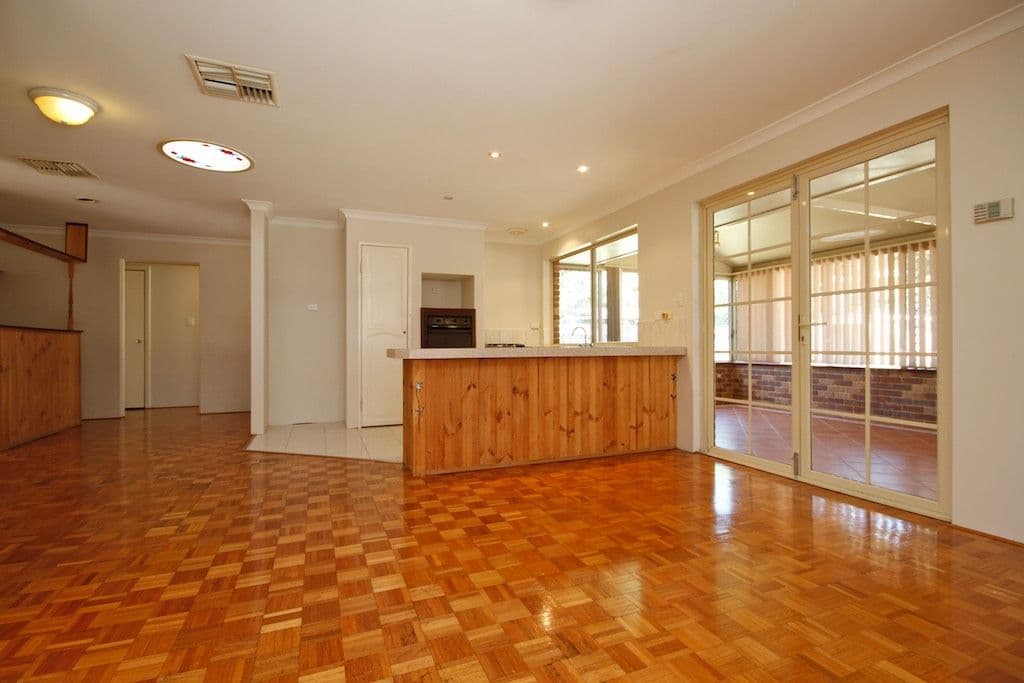 20 Winchester Place, BALLAJURA WA 6066, Ballajura - Thumbnail 2