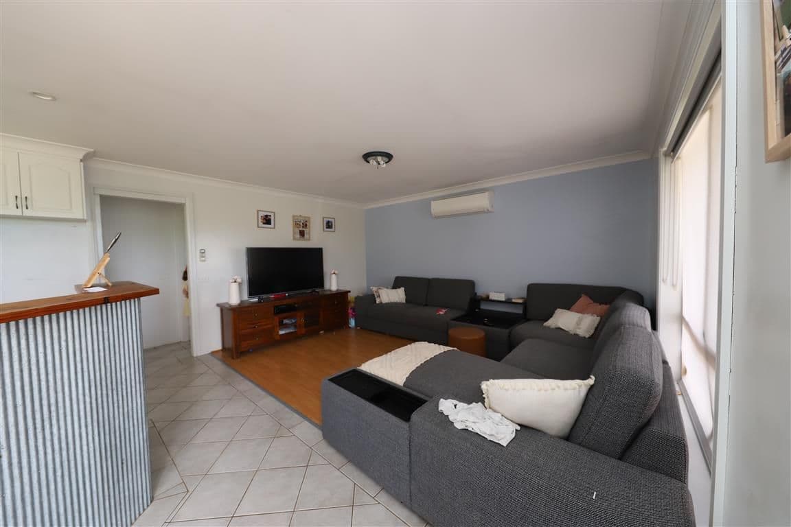 47 Booral Avenue, Tumut NSW 2720, Tumut - Thumbnail 6