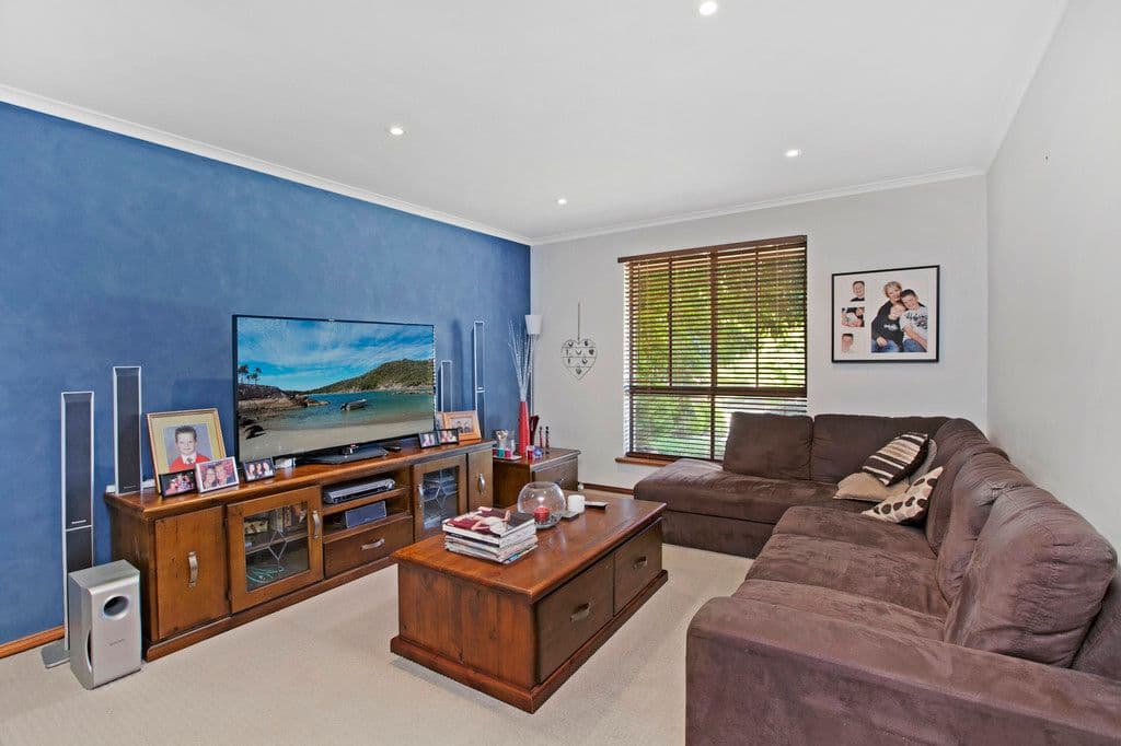 4 Sherwood Avenue, Happy Valley SA 5159, Happy Valley - Thumbnail 2