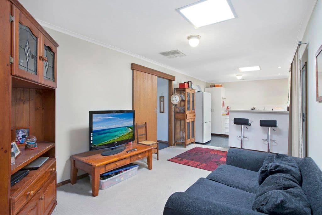 4 Sherwood Avenue, Happy Valley SA 5159, Happy Valley - Thumbnail 3