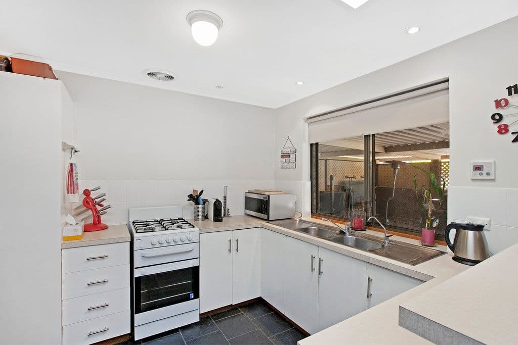 4 Sherwood Avenue, Happy Valley SA 5159, Happy Valley - Thumbnail 5