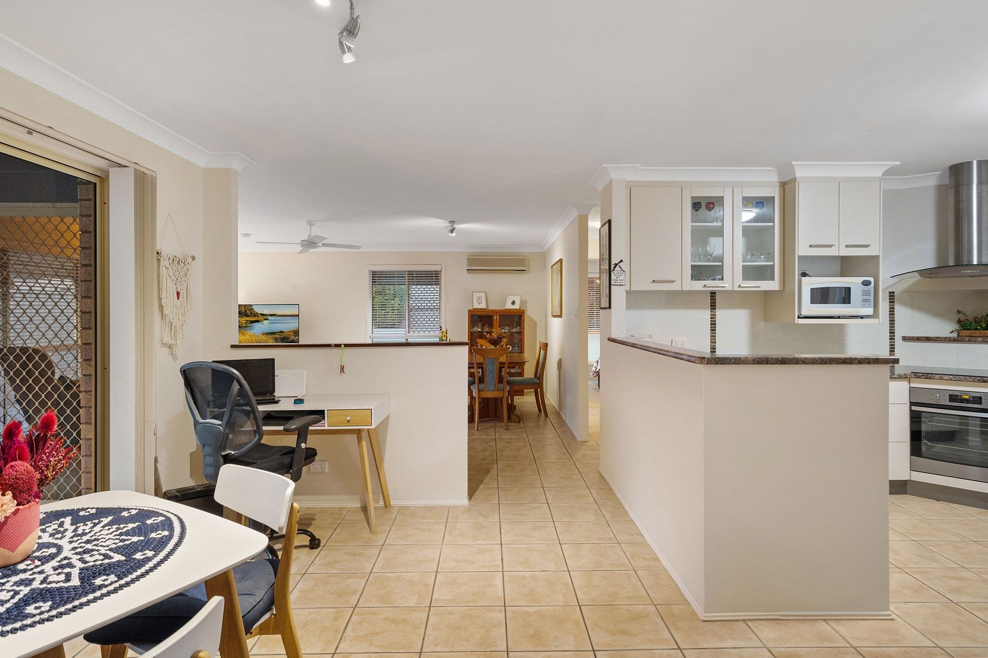 4 Minilya Court, Shailer Park QLD 4128, Shailer Park - Thumbnail 6