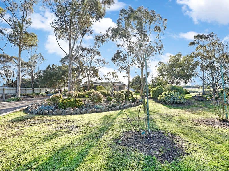 28 Range Road, Bannockburn VIC 3331, Bannockburn - Thumbnail 2