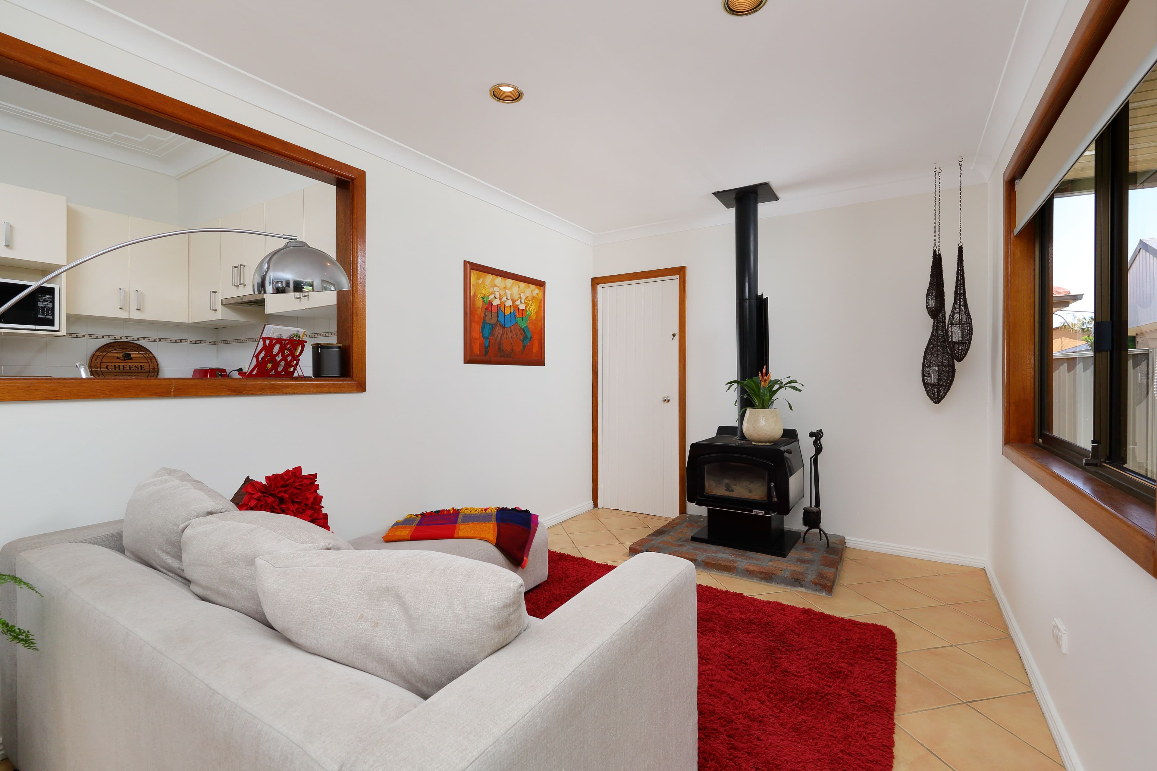 6 Walker Avenue, Peakhurst - Thumbnail 4