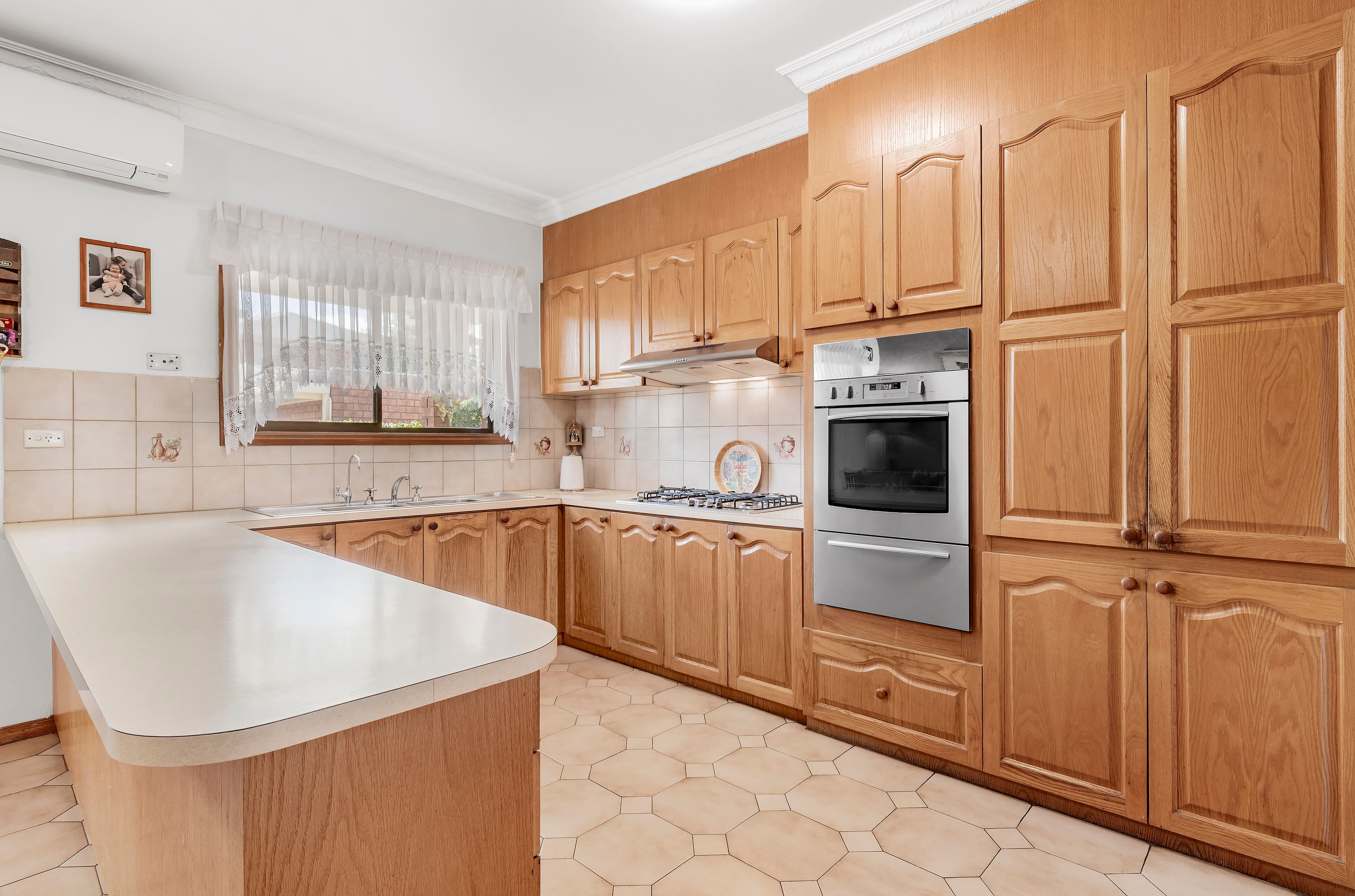 17 Melia Court, Mill Park VIC 3082, Mill Park - Thumbnail 2
