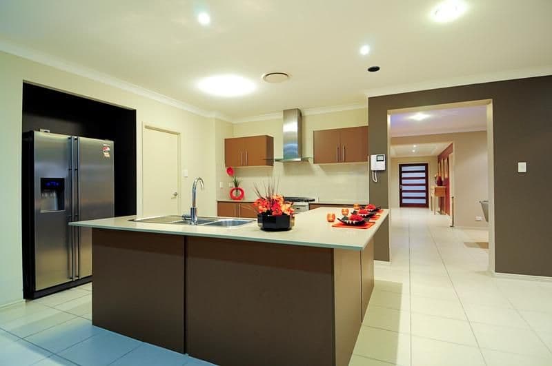 13 Meadow Court, MAUDSLAND QLD 4210, Maudsland - Thumbnail 3