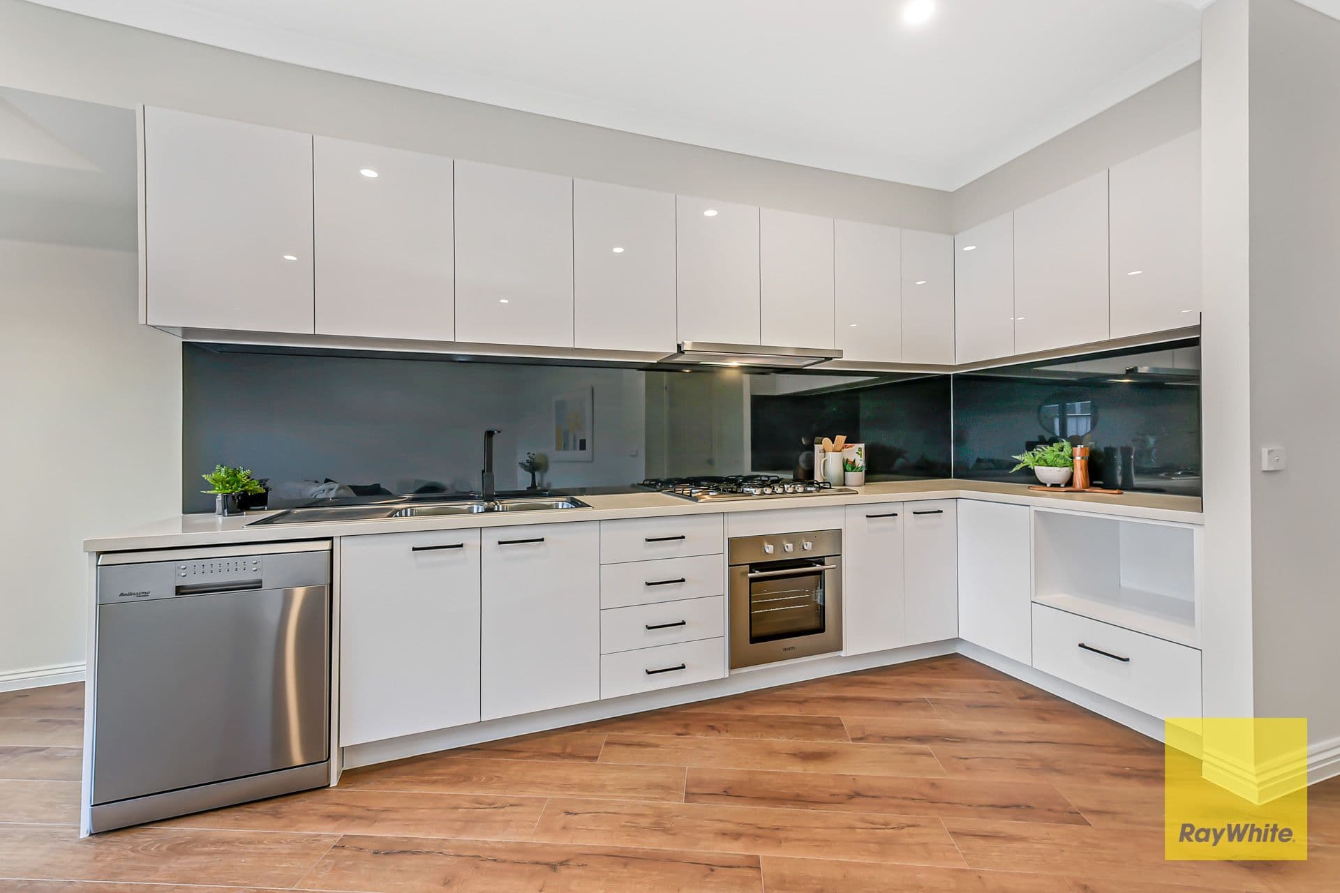 59 Kanooka Grove, Doveton VIC 3177, Doveton - Thumbnail 3