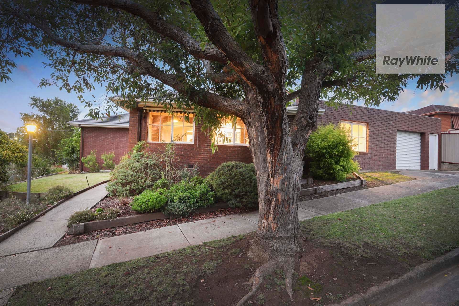 38 Beresford Crescent, Gladstone Park VIC 3043, Gladstone Park - Thumbnail 3
