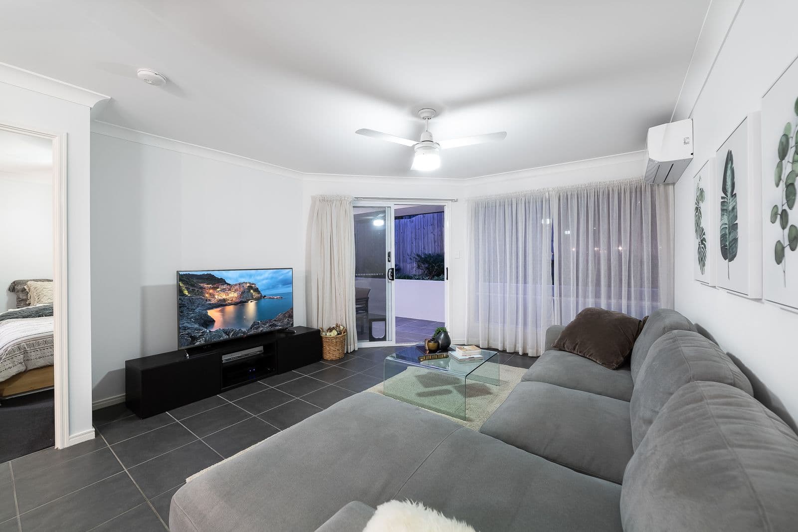 8 Isaac Street, Upper Coomera QLD 4209, Upper Coomera - Thumbnail 3
