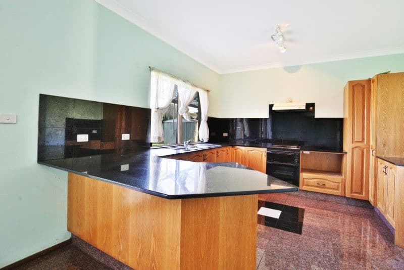 8 Elia Avenue, Nowra - Thumbnail 2